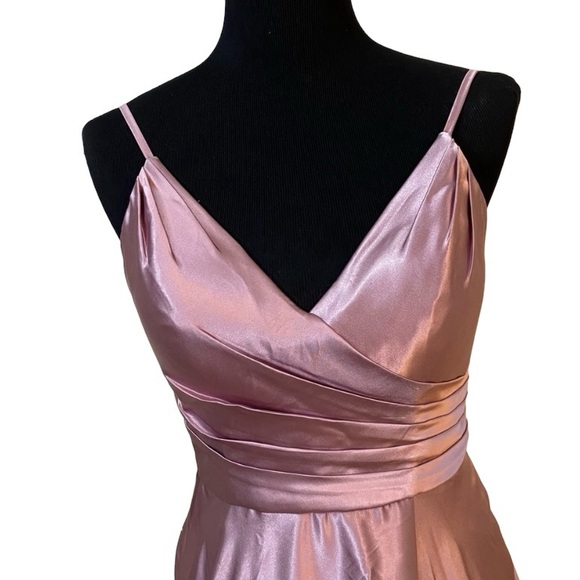 Beautiful purple side split full length dress - Picture 3 of 5